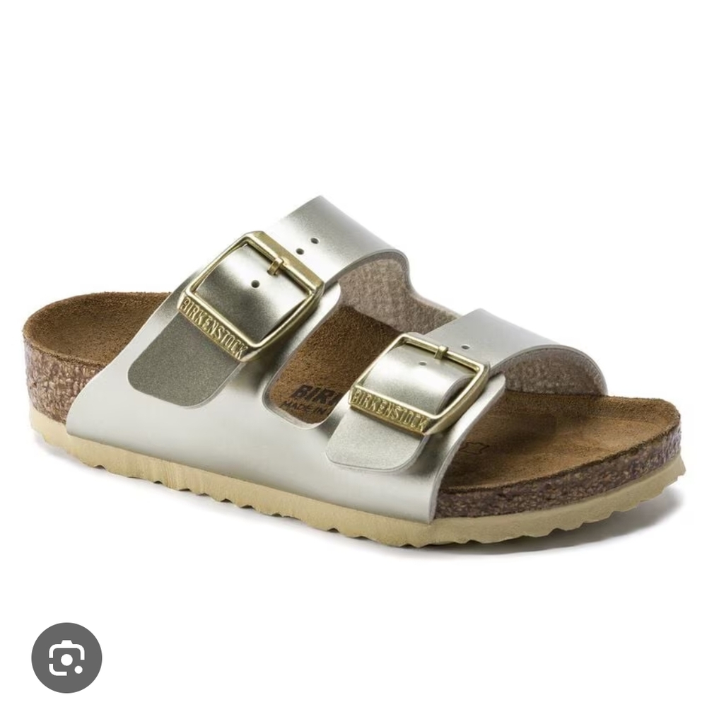 Birkenstock gold Kids Sz 30